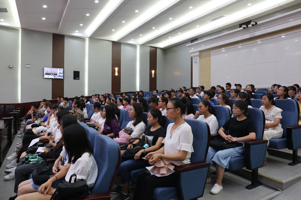 大学生旁听2.jpg