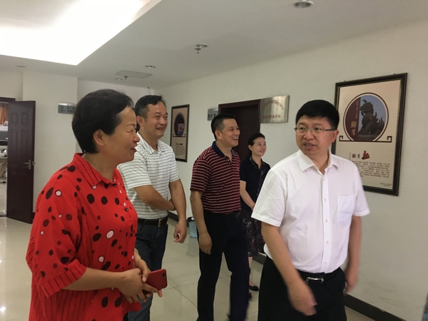 西陵扫黑除恶.jpg