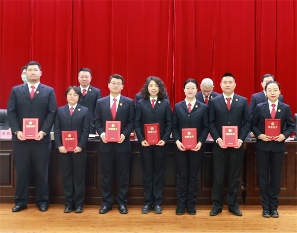 工作表现突出获通报表扬2.JPG